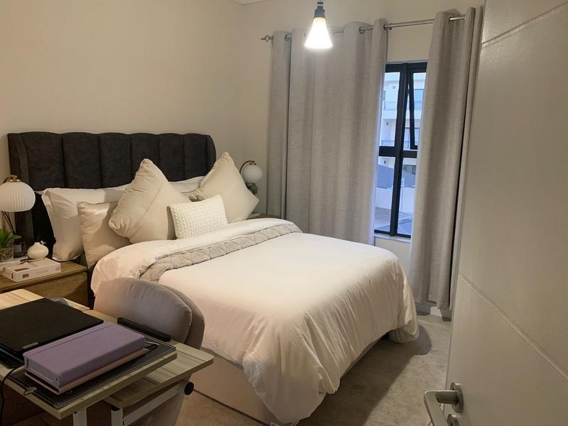 To Let 1 Bedroom Property for Rent in Sandown Western Cape